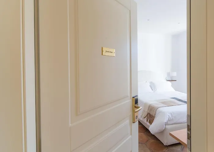 Πανσιόν Residenza Il Campanile 4*