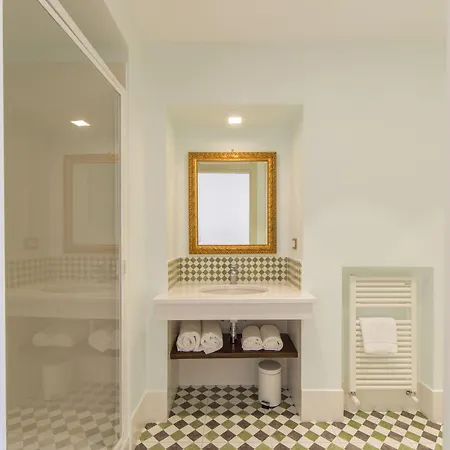 Residenza Il Campanile ゲストハウス 4*