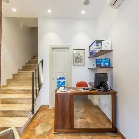 Residenza Il Campanile ゲストハウス ソレント